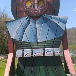 Flatwoods Monster Chair