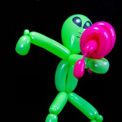 That Balloon Chick - Alien balloon