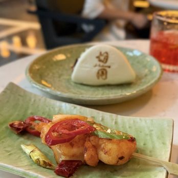 Hutong - Dim Sum Near Me - New York, New York