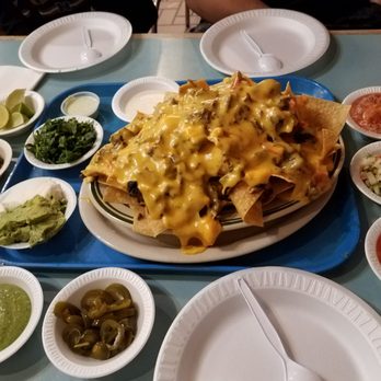 Chacho's - Large steak nacho with queso - Mexican Near Me - Houston, Texas Chacho's - Large steak nacho with queso - Mexican Near Me - Houston, Texas