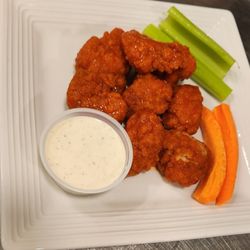 The Gin - Boneless Wings