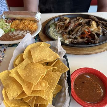 El Paso Tacos & Tequila - Chips and salsa, steak fajita. - Tacos Near Me - Augusta, Georgia El Paso Tacos & Tequila - Chips and salsa, steak fajita. - Tacos Near Me - Augusta, Georgia