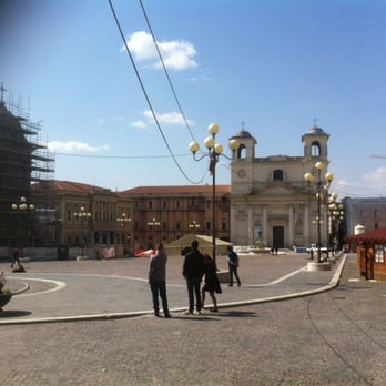 Piazza del Duomo - Landmarks & Historical Buildings Near Me - L'Aquila, AQ