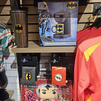 BoxLunch - Batman coffee maker - Women's Clothing Near Me - Northridge, California