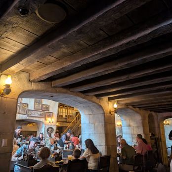 LEAKY CAULDRON™ - Updated January 2026 - 2166 Photos & 853 Reviews