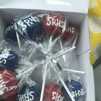 Robin's Cupcakes - Chocolate cake pops - Cupcakes Near Me Robin's Cupcakes - Chocolate cake pops - Cupcakes Near Me