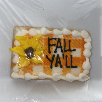 Haby's Alsatian Bakery - Fall theme cookie with buttercream icing - Bakeries Near Me - Castroville, Texas