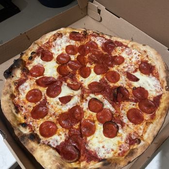 Zizza Authentic Pizzeria - Sandwiches Near Me - Manchester, New Hampshire