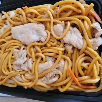 Big Panda - Chicken lo mein - Chinese Near Me - Commerce City, Colorado Big Panda - Chicken lo mein - Chinese Near Me - Commerce City, Colorado
