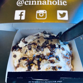 Cinnaholic - Cookie Dough Cheesecake Roll - Desserts Near Me - Atlanta, Georgia Cinnaholic - Cookie Dough Cheesecake Roll - Desserts Near Me - Atlanta, Georgia