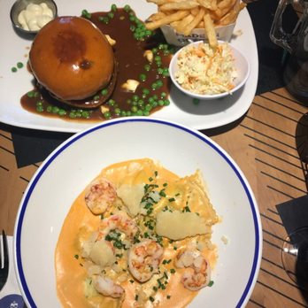 Cochon Dingue - Breakfast & Brunch Near Me - Quebec City, Quebec Cochon Dingue - Breakfast & Brunch Near Me - Quebec City, Quebec