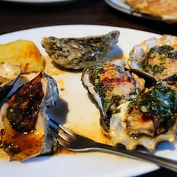 Smoked oysters