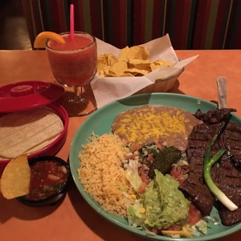 Mazatlan Mexican Restaurant - Mexican Near Me - Everett, Washington