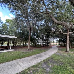 Suseda Park - Sidewalk