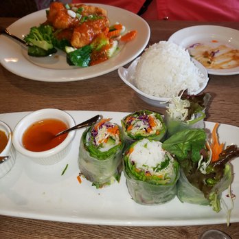 Thai Food Corner - Veggie spring rolls and Three flavored chicken - Thai Near Me - Mesa, Arizona