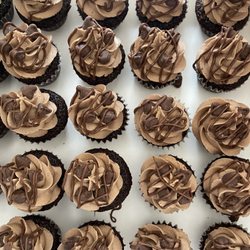 Taylor Made Cupcakes By Jessica