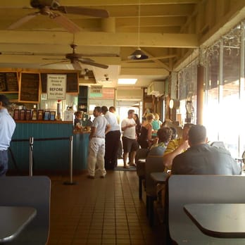 Neptune's Net - Just after we got our food a crowd started coming in - Seafood Near Me - Malibu, California