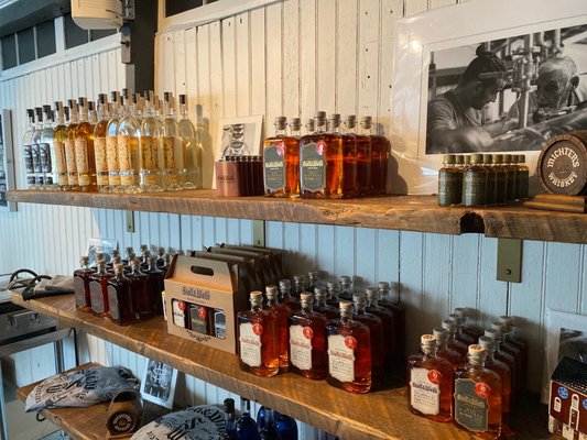 Stoll and Wolfe Distillery by null