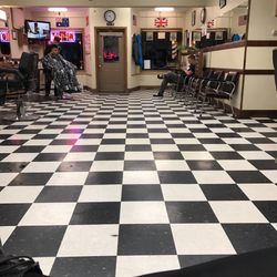 Joe's Barber Shop - Old School