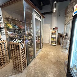 Del Mar Wine and Cigars