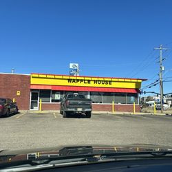 Waffle House - S Pearson Rd