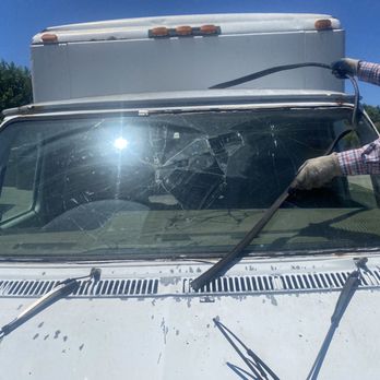 Do Thuc Auto Glass - Auto Glass Services Near Me - San Jose, California Do Thuc Auto Glass - Auto Glass Services Near Me - San Jose, California