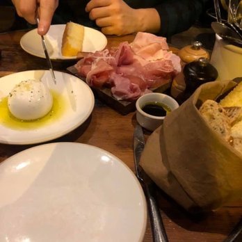 Flour & Grape - The most delicious burrata and prosciutto - Italian Near Me - London, XGL Flour & Grape - The most delicious burrata and prosciutto - Italian Near Me - London, XGL