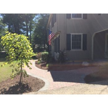 Wayne And Company - a photo of a house - Landscaping Near Me Wayne And Company - a photo of a house - Landscaping Near Me