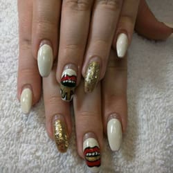 Too Chic'Nail Studio - 1 month and all nails are in place, not one lift.