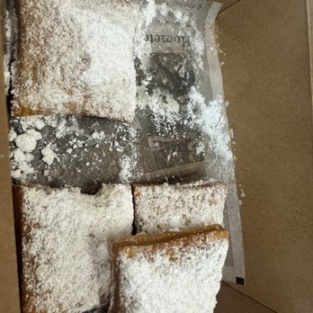 Beignets & Brew - Traditional Beignets (12) - Coffee & Tea Near Me - Norfolk, Virginia