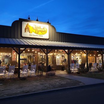 Cracker Barrel Old Country Store - outside - Southern Near Me - Pueblo, Colorado
