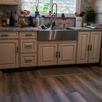 Decades Flooring - Flooring Near Me - Reseda, California