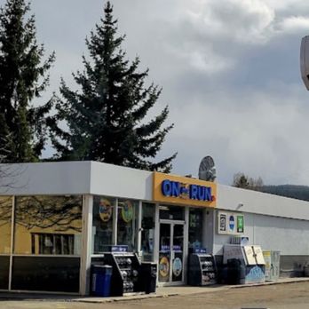 Chevron - the front of a gas station - Gas Stations Near Me - 100 Mile House, British Columbia Chevron - the front of a gas station - Gas Stations Near Me - 100 Mile House, British Columbia