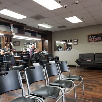 American Deluxe Barbershop - Barbers Near Me - Temecula, California