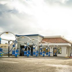Soapy Joe's Car Wash - Oceanside Blvd - Oceanside - Vacuums on-site.