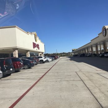 Buc-ee’s - Gas Stations Near Me - Springfield, Missouri