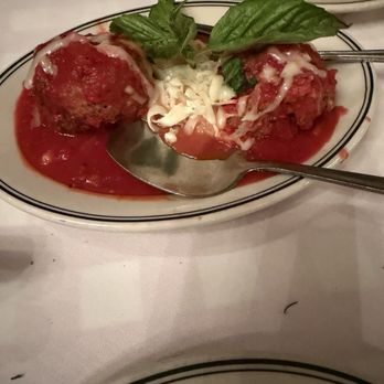 Tony's Di Napoli - Meatballs - Italian Near Me - New York, New York Tony's Di Napoli - Meatballs - Italian Near Me - New York, New York