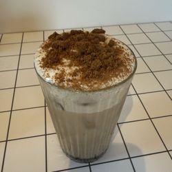 Triangle coffee shop - Gingerbread chai