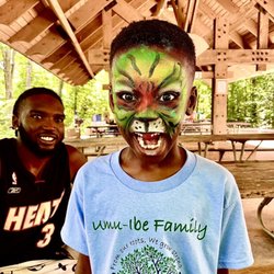 Monkey Business Events & Entertainment - Face painting for family reunion parties and events.