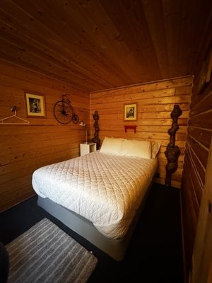 EarthSong Lodge & Denali Dog Sled Expeditions by null