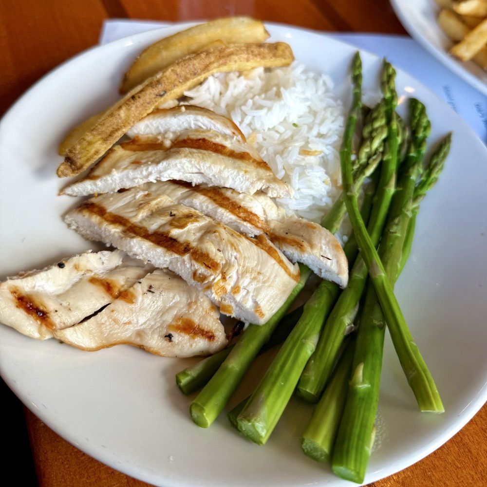 Ivar's Mukilteo Landing - Grilled Organic Chicken Breast ( kids menu) - Seafood Near Me - Mukilteo, Washington