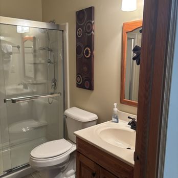 The Downtown Omaha Oasis - Vacation Rentals Near Me - Omaha, Nebraska