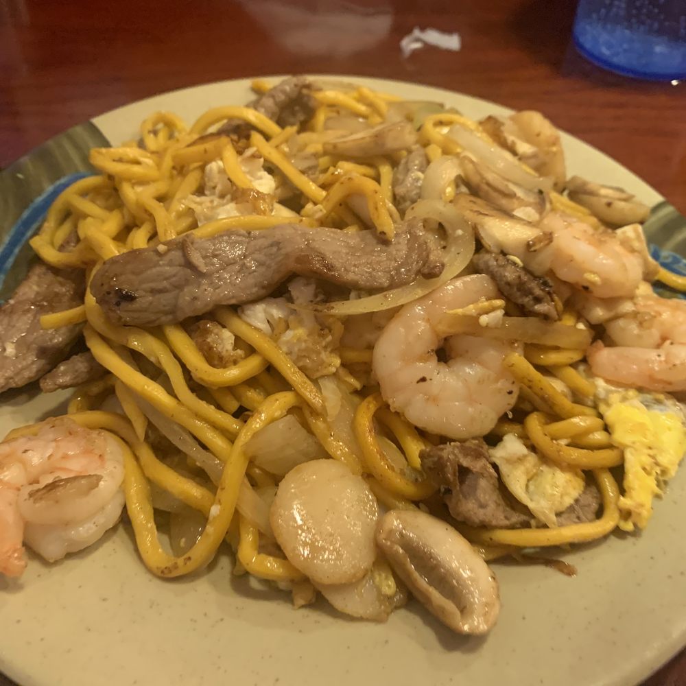 Grand Buffet Chinese Restaurant - Sushi Bars Near Me - Warminster, Pennsylvania Grand Buffet Chinese Restaurant - Sushi Bars Near Me - Warminster, Pennsylvania