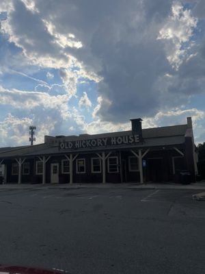Old Hickory House by null