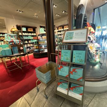 Fortnum & Mason - Cocktail Bars Near Me - Hounslow, XGL