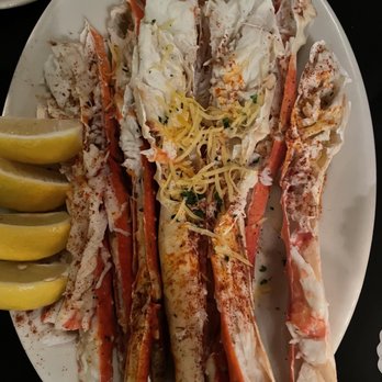 Castelli's - King crab legs - Italian Near Me - Palm Desert, California Castelli's - King crab legs - Italian Near Me - Palm Desert, California