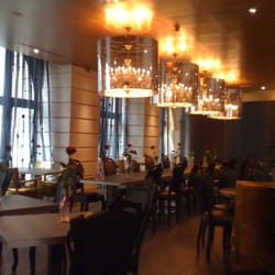 Lola Bar