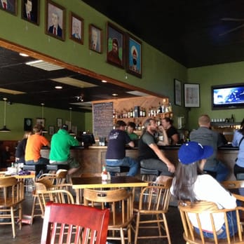 Roscoe's - Dive Bars Near Me - Portland, Oregon Roscoe's - Dive Bars Near Me - Portland, Oregon