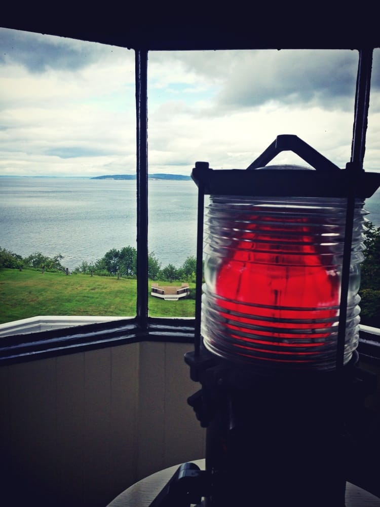 SKUNK BAY LIGHTHOUSE Updated May 2024 Twin Spits Rd NE, Hansville