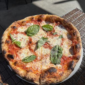 HillCrust Pizza - Margherita Pizza - Cheesesteaks Near Me - San Diego, California HillCrust Pizza - Margherita Pizza - Cheesesteaks Near Me - San Diego, California